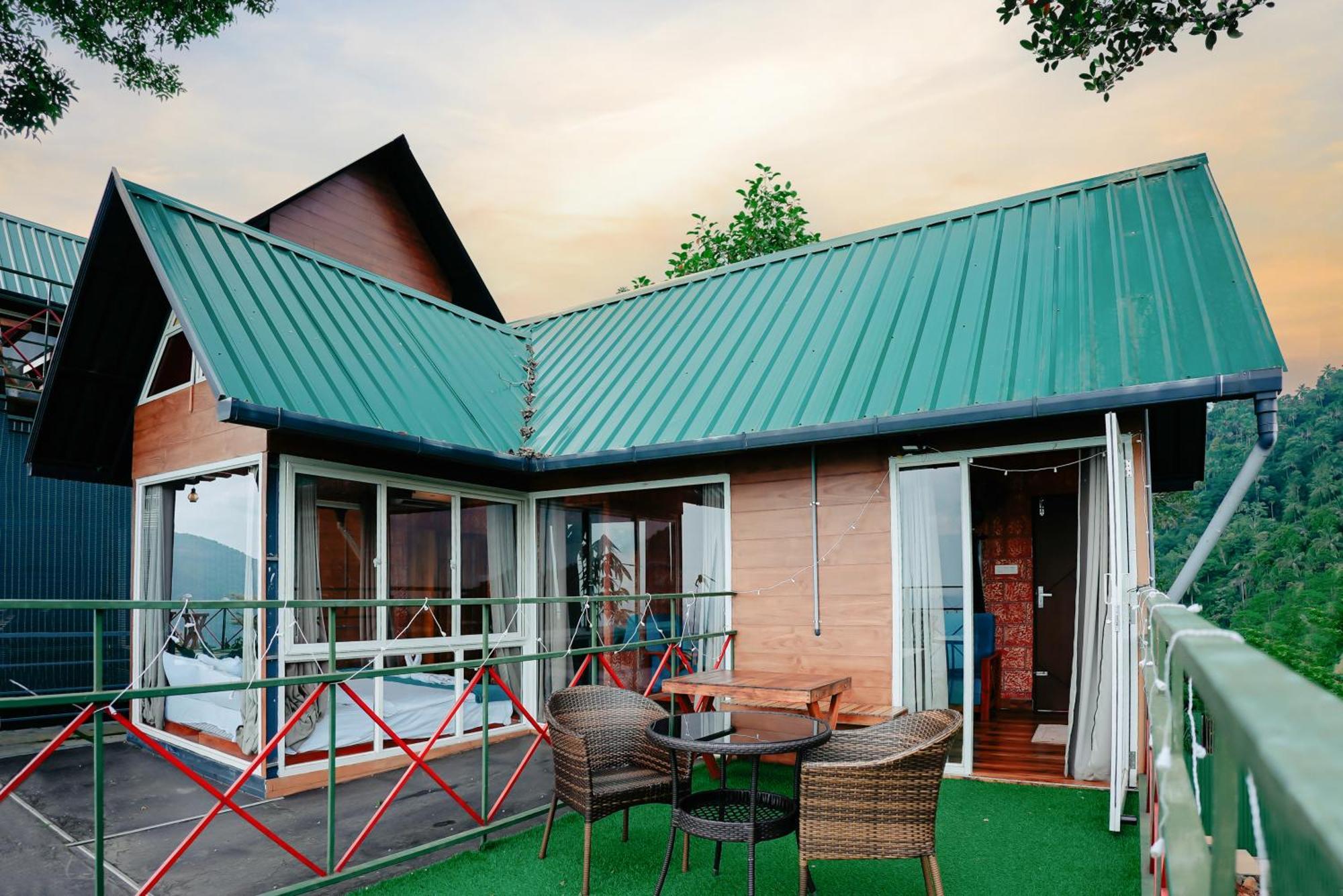 Mount Stratus Resort Vayalada Balussery Esterno foto