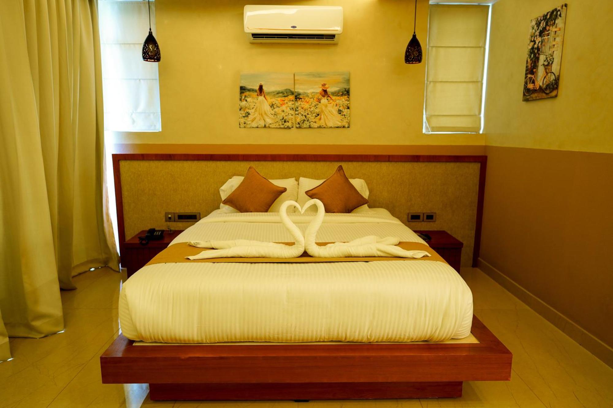 Mount Stratus Resort Vayalada Balussery Esterno foto