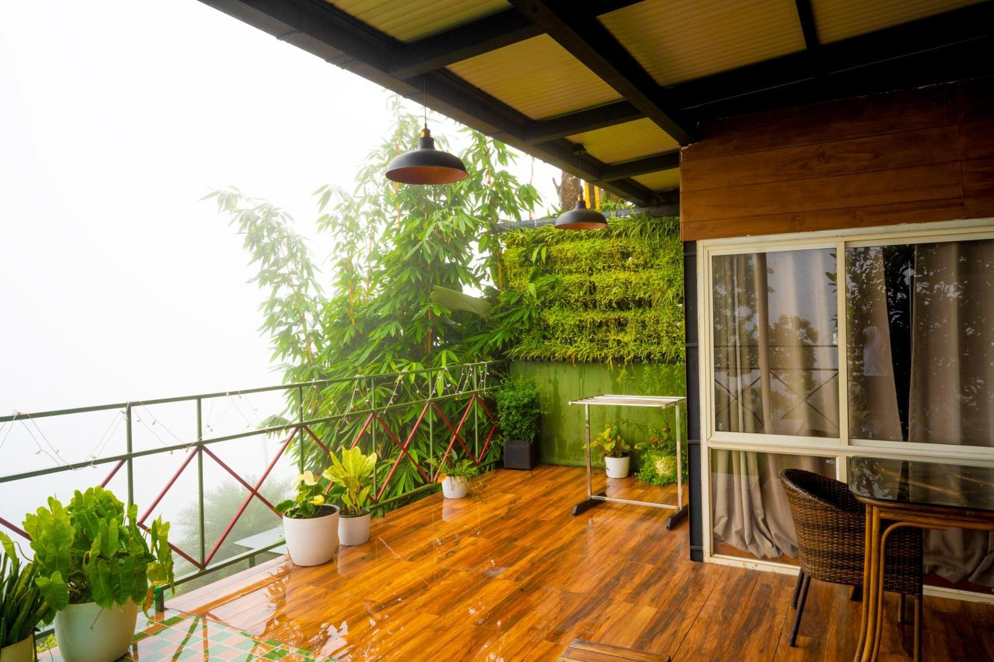 Mount Stratus Resort Vayalada Balussery Esterno foto